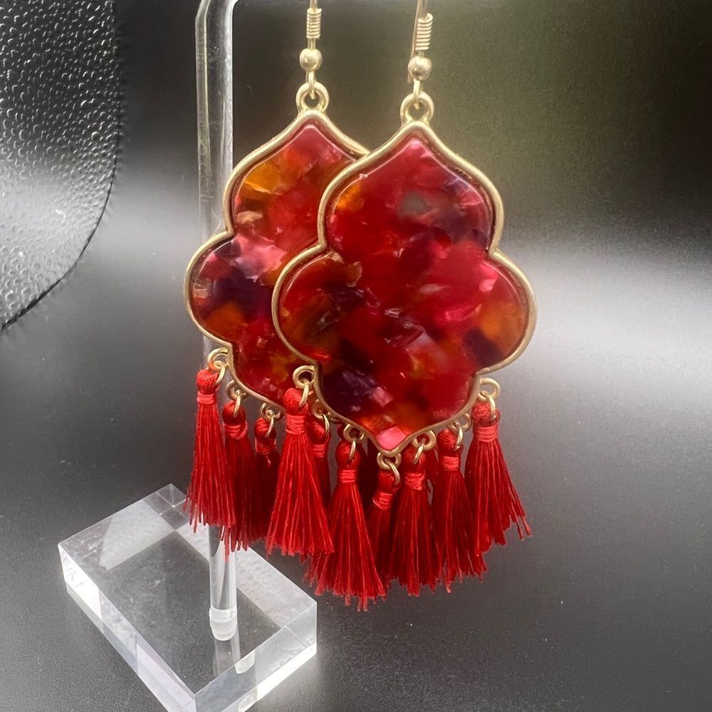 RED Tortoise Lattice Tassel Earrings